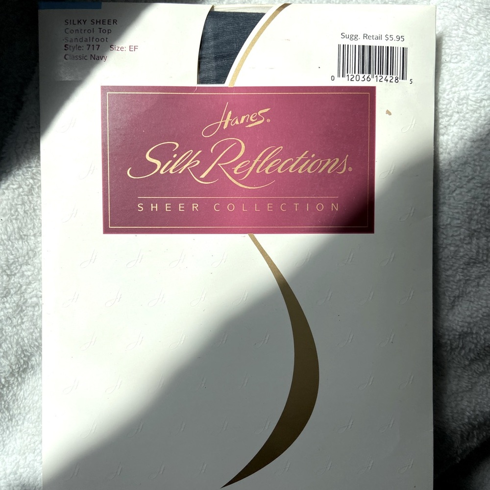 🖤1996 Hanes Silk Reflections Hosiery